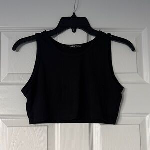 SHEIN Classic Black Sleeveless Crop Top